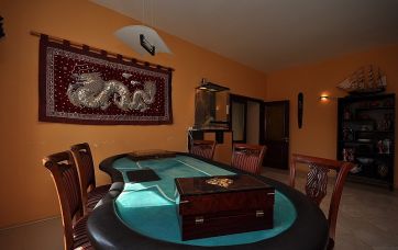 Комната для игры в покер